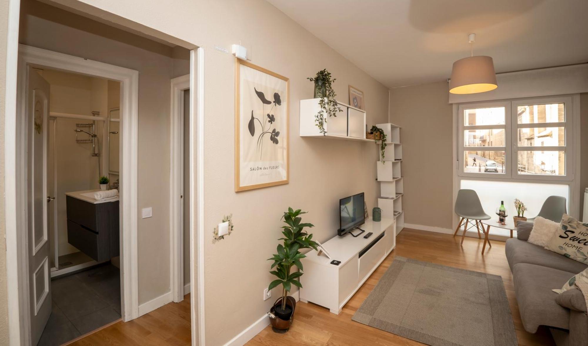 Santiago Tower Aire Ac Casco Antiguo By Apartamentos Logroño Eksteriør bilde