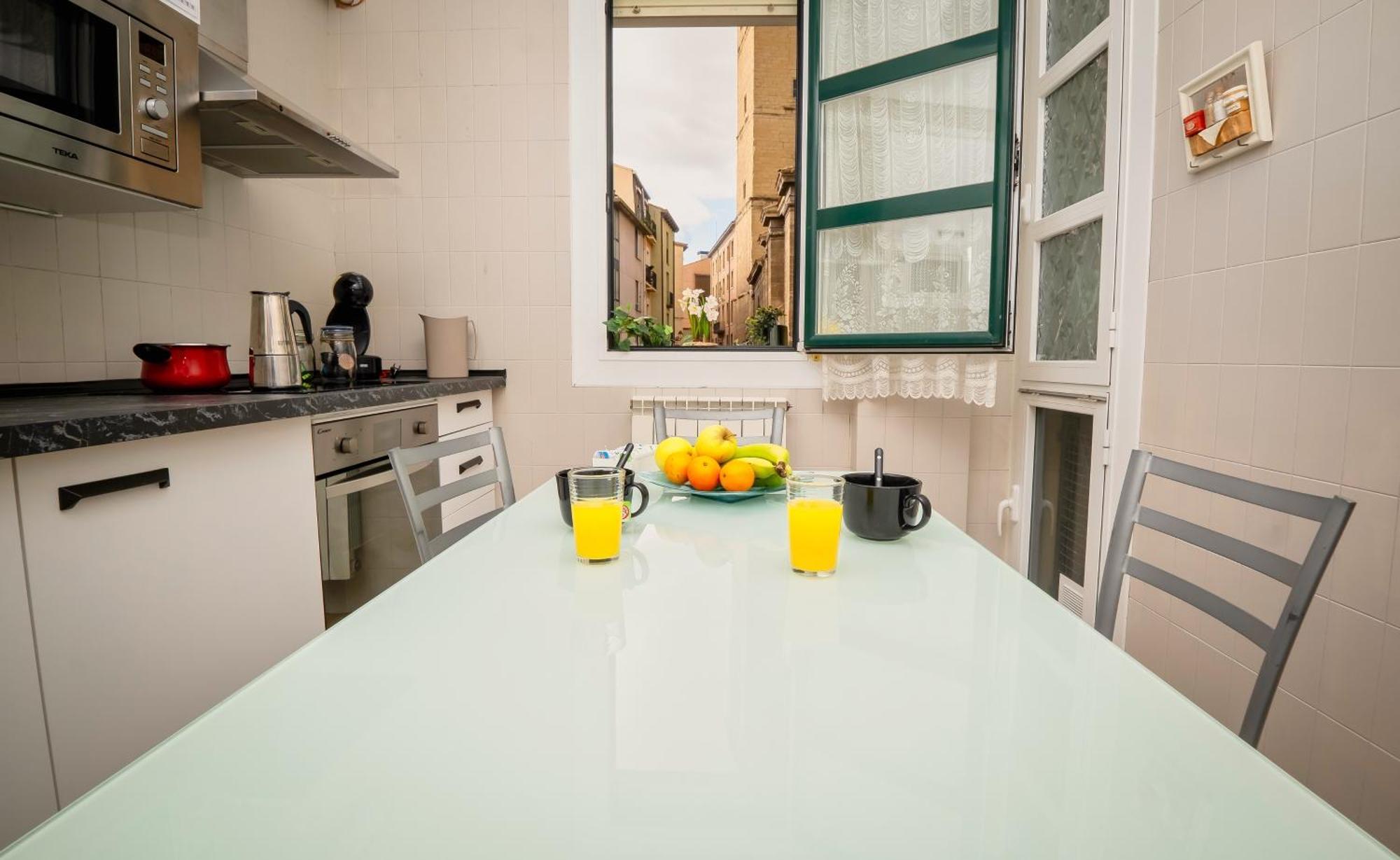 Santiago Tower Aire Ac Casco Antiguo By Apartamentos Logroño Eksteriør bilde